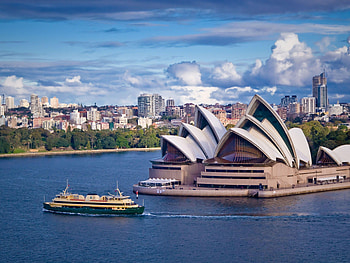 Opera House, Sydney HD wallpaper