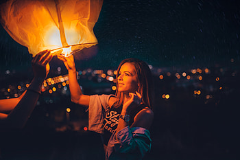 Girl Holding Paper Lantern, girls, lantern, graphy HD wallpaper