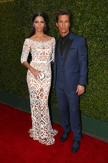 Matthew McConaughey, Camila Alves, Red carpet fashion, Elegant dresses HD phone wallpaper