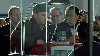 Terminal movie, Filmed in airports, Passport complication, Creative improvisation HD wallpaper