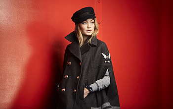 Gigi Hadid, black cap and coat, 2019 HD wallpaper
