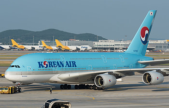Korean Air (Travels), Korean Air suspends, Premium classes, Freighter fleet HD wallpaper