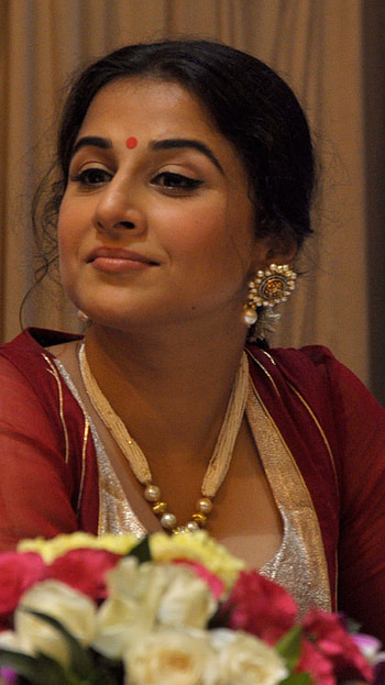 Vidya balan, bollywood actress HD phone wallpaper