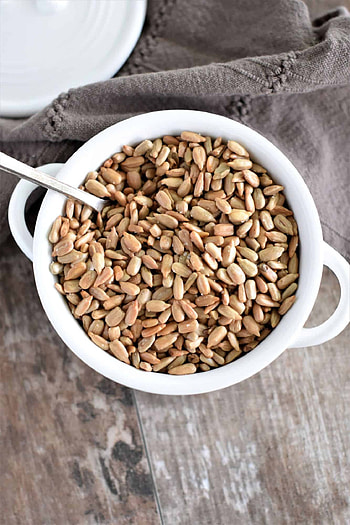 Oven roasted sunflower seeds, Easy snack recipe, Watch, Learn, Eat, Perfect crunch HD phone wallpaper