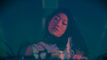 Peggy Gou, Dynamic mixes, Eclectic soundscapes, Dancefloor allure HD wallpaper