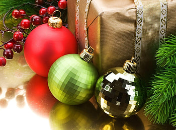 Holidays, Holiday, Branch, Needles, Gift, Present, Christmas Tree Toys, Balls HD wallpaper
