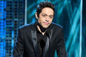 Pete Davidson net worth, Celebrity wealth, Financial success, Hollywood status HD wallpaper
