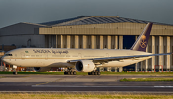Saudi Arabian Airlines, Stunning graphy, Visual delights, Aviation enthusiasts' collection HD wallpaper