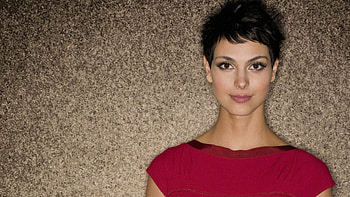 Morena Baccarin, Laptop , Mobile backgrounds, Broken Panda HD wallpaper
