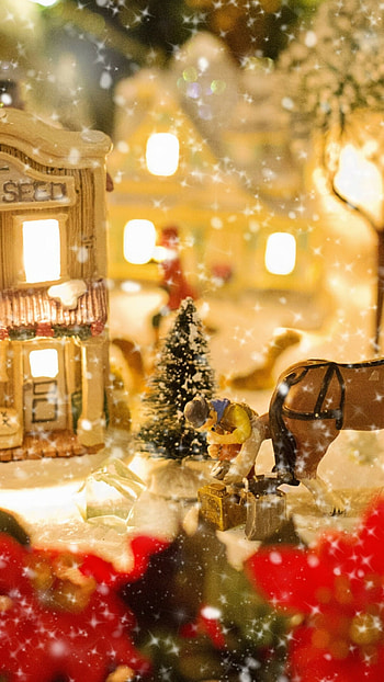 Christmas Village, Holiday lights, , Baltana HD phone wallpaper