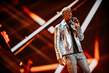 Jrmie Makiese, Professional package, Eurovision review HD wallpaper