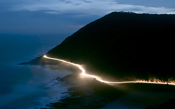Overlooking the Bay, cloudy, beaches, bay, beautiful, highway, mountain, lights, nature, evening HD wallpaper