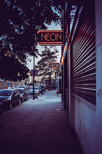Cities, Auto, Signs, City, Building, Street, Signboards, Sidewalk HD phone wallpaper