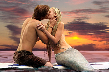kissing a mermaid, kiss, mermaid, abstract, fantasy HD wallpaper