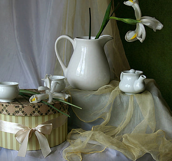 * Still Life *, white, art, decor, beautiful, still life, pretty, green, flowers, lovely, harmony HD wallpaper