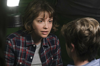 Paige Spara, TV Shows, Season 4 Episode 18, Camping trip HD wallpaper