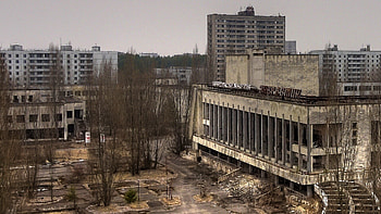 Ghost Town, Pripyat, Ukraine Chernobyl HD wallpaper