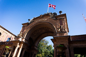 Tivoli Gardens, Danish theme park, Blogger's insights, Fun destination HD wallpaper