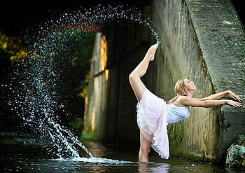 Girl in Water, cool, in water, girl HD wallpaper