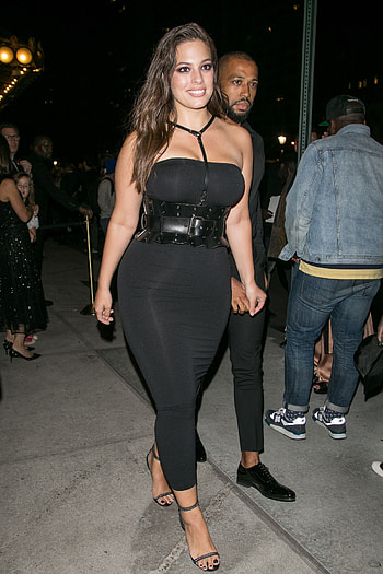 Ashley Graham, Iconic looks, Fashion inspiration, Red carpet style HD phone wallpaper