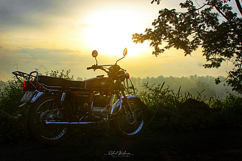 Vintage rx100, sky, nature, bike HD wallpaper