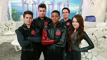 Lab Rats TV series, Bionic superhumans, High-tech lab, Action packed HD wallpaper