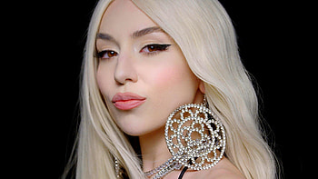 Kings and Queens Ava Max , Ethereal visuals, collection, Music enthusiast HD wallpaper