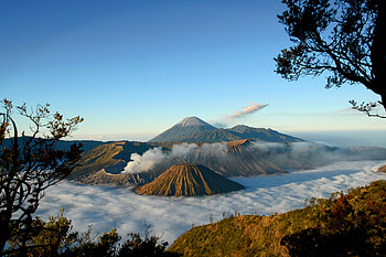Nature, Sky, Mountains, Clouds, Fog, Height, Craters, Volcanoes HD wallpaper