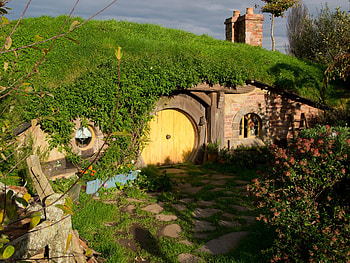 Waikato beauty, Hobbiton tour, New Zealand adventure, Man-made wonder HD wallpaper