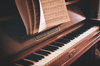Neufeld Berlin, Grand Piano HD wallpaper
