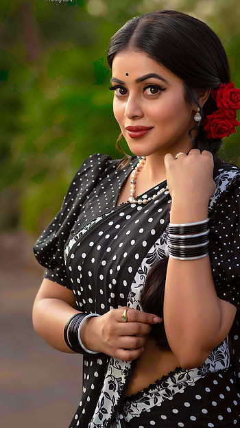 Poorna kasim, telugu actress, retro HD phone wallpaper