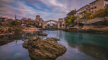 Old bridge, Neretva River, Mostar beauty HD wallpaper