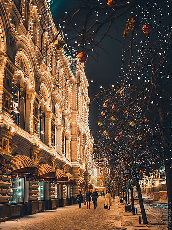 Winter scenery, Moscow in snow, Christmas vibes, Serene landscapes HD phone wallpaper