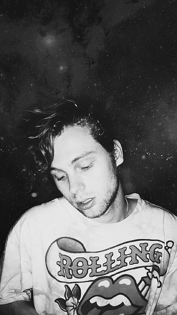 Luke Hemmings, Galaxy Black and White, 5SOS, Lockscreen HD phone wallpaper