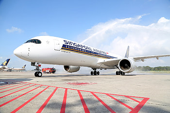 Singapore Airlines, Regional A350, Bangalore operations, Airline expansion HD wallpaper