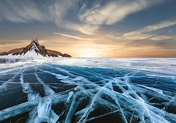 Frozen lake, cliff, water surface, cracks HD wallpaper
