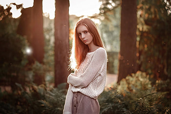 Girl Forest Sunrays, girls, model, redhead HD wallpaper