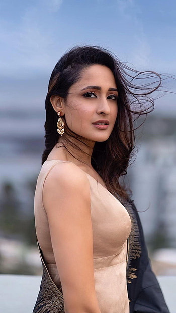 Pragya jaiswal, telugu actress HD phone wallpaper