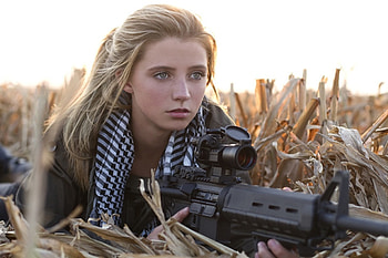 92 Girls Guns | Backgrounds - Abyss HD wallpaper
