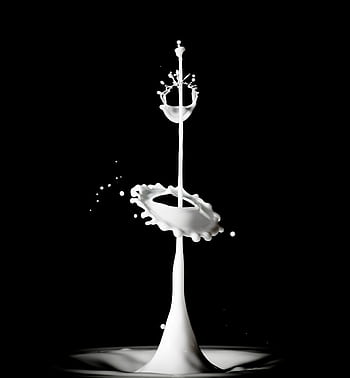Intricate milk splash captured perfectly with high-speed graphy technique. HD phone wallpaper