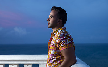 Luis Fonsi, Handsome celebrity, Mac Pro retina, background HD wallpaper
