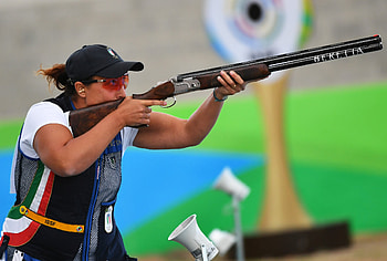 Diana Bacosi, Skeet Shooting HD wallpaper