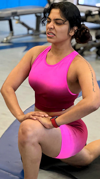 Rima kallingal, malayalam actress, fitness HD phone wallpaper