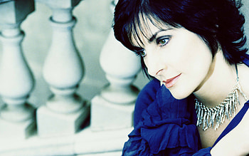 Enya , Posted by John Peltier, Enya Patricia Brennan, Celebs HD wallpaper
