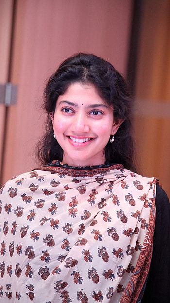 Sai pallavi, telugu actress, model, love story HD phone wallpaper
