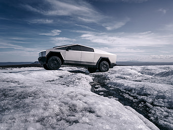Tesla Cybertruck in Stunning Ultra, vehicle, Tesla, Tesla Cybertruck HD wallpaper