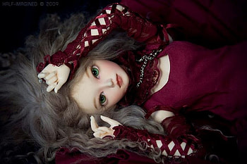 Lady in Red, lady, anime, red, thinking, lace scarf, green eyes HD wallpaper