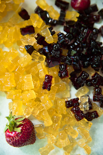 Gummy Bears, Healthy version, Apple, Strawberry, Lemonade, Tart cherry flavors HD phone wallpaper