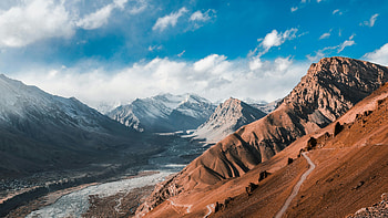 Himalayan Majesty Pathway Through The Clouds, himalayas, mountain, clouds, mountains, sky, snow, nature HD wallpaper