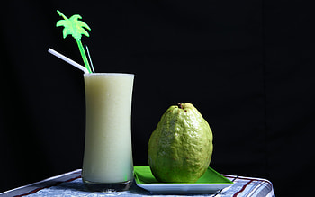Fresh guava juice, Nutritious drink, Fruity smoothie, MacBook HD wallpaper